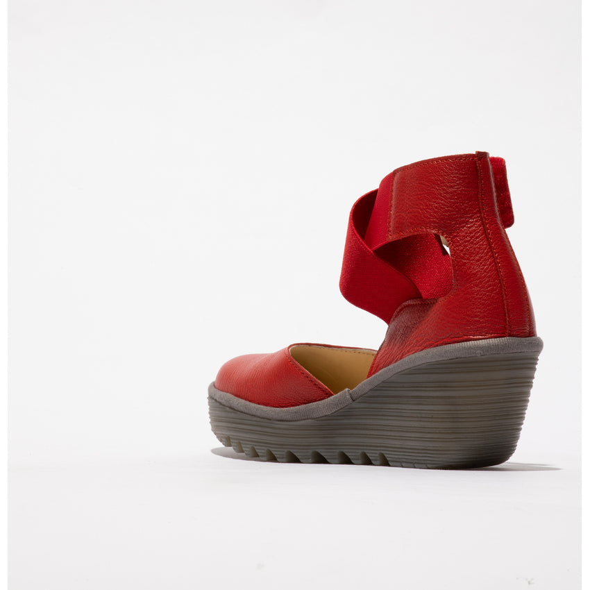 Fly Yolg devil red sandal