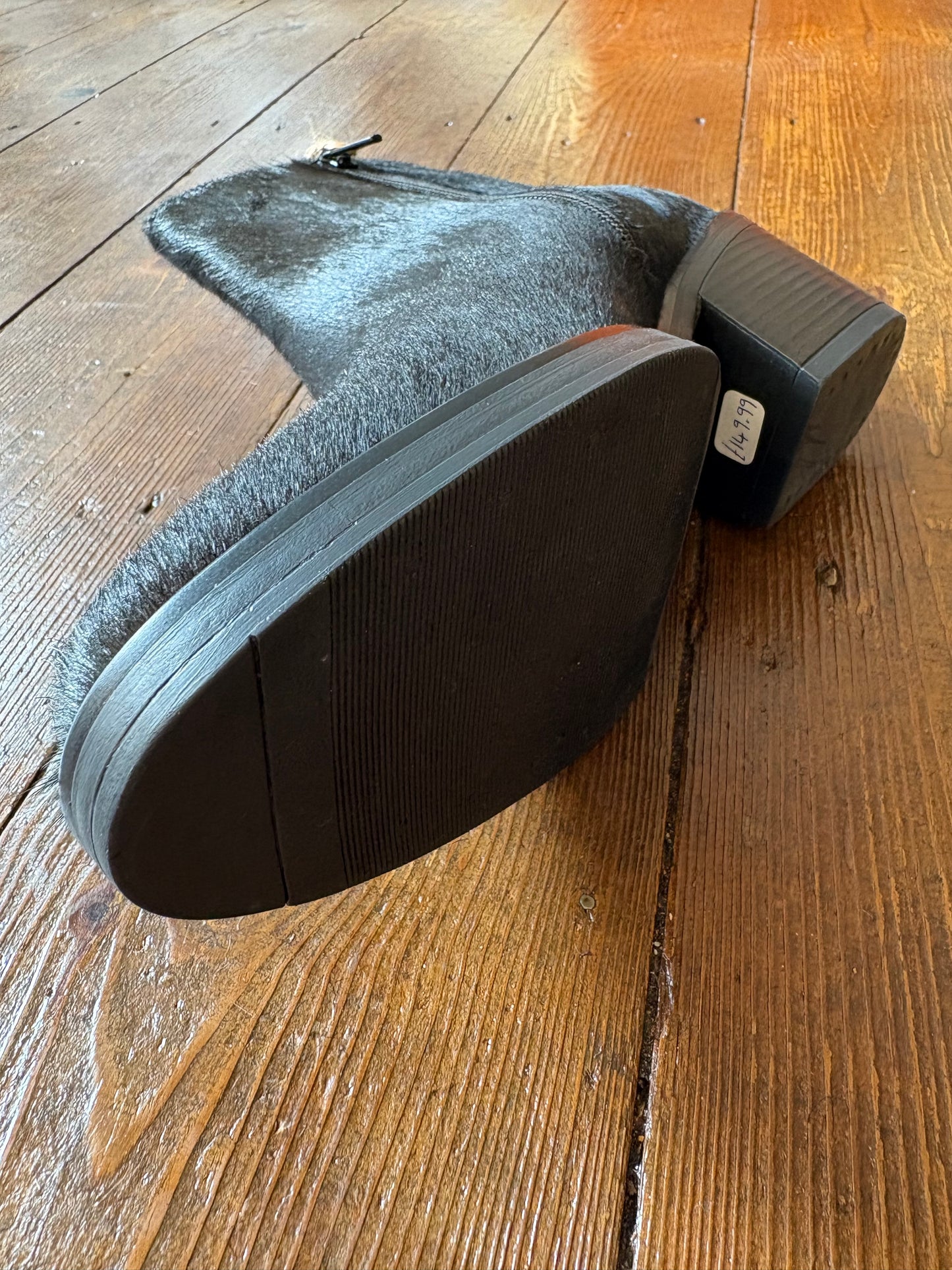 Yokono Ponyhair Black ankle boot