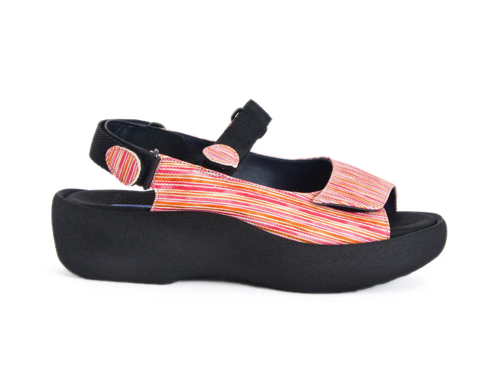 Wolky Jewel red and orange sandal