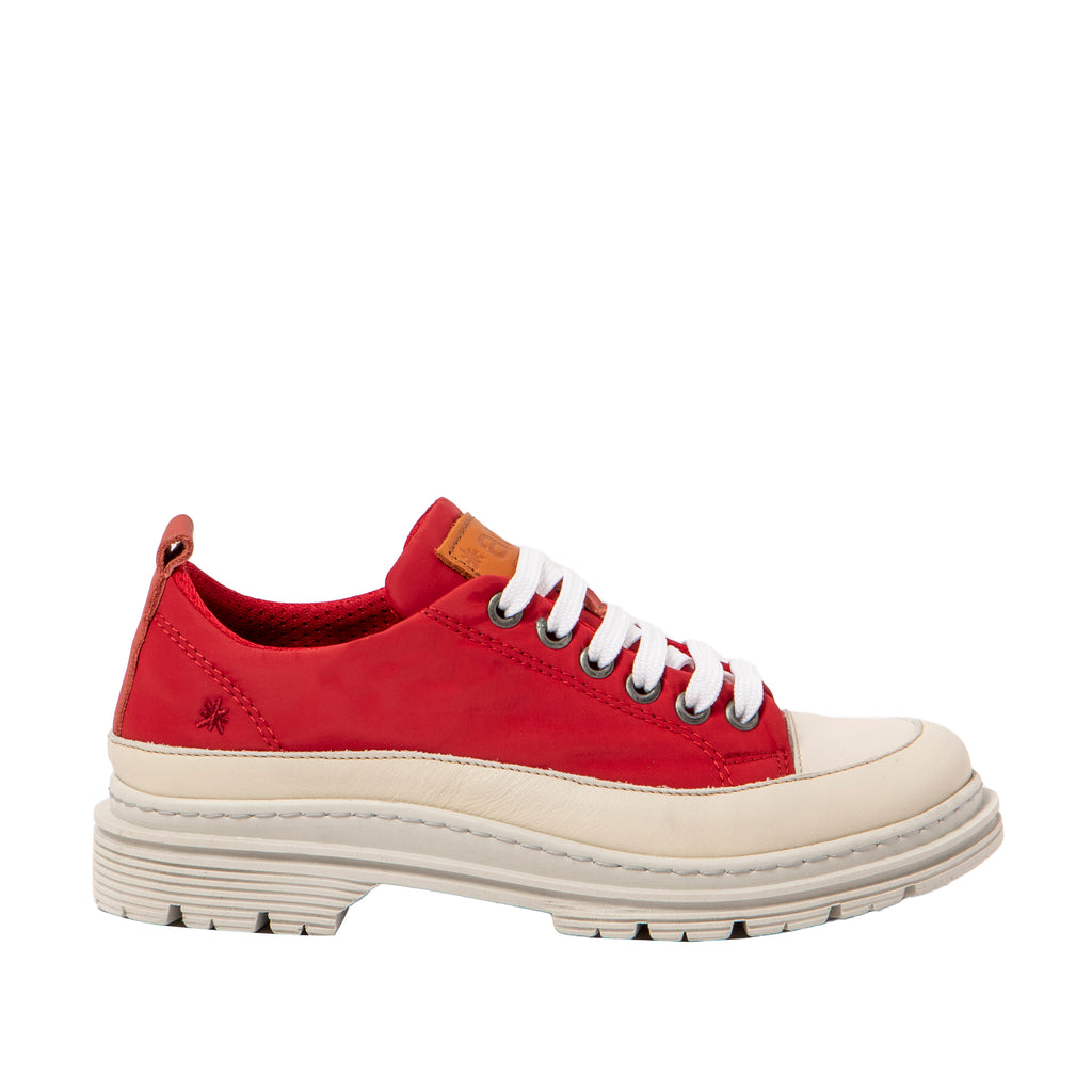Art 1894 Red trainer