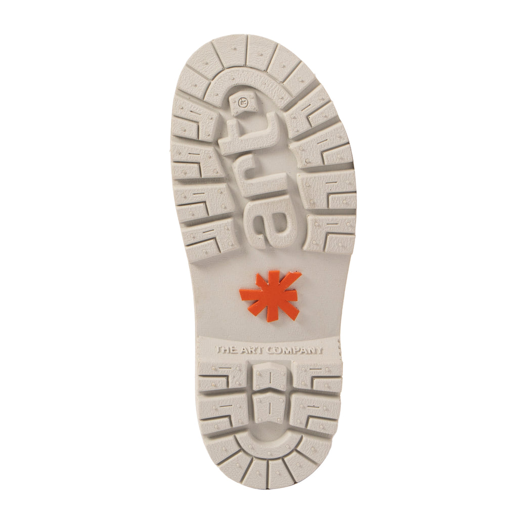 Art 1894 Red trainer