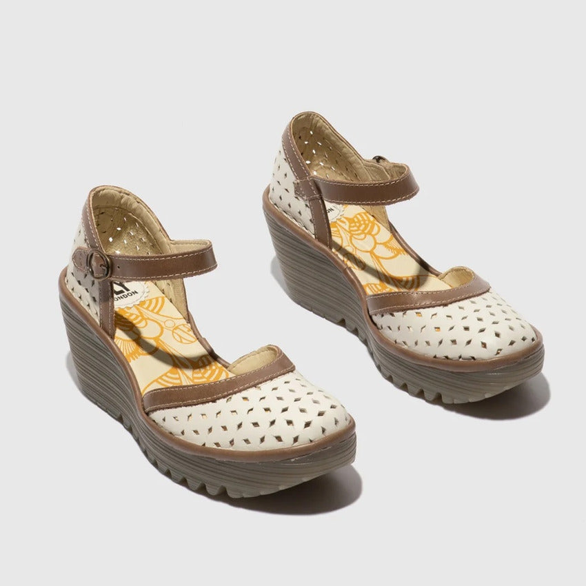 Fly Yven Off white/Grey sandals
