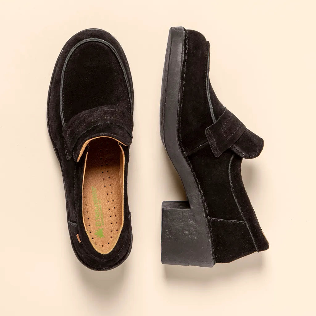 El Naturalista black suede shoes N5667