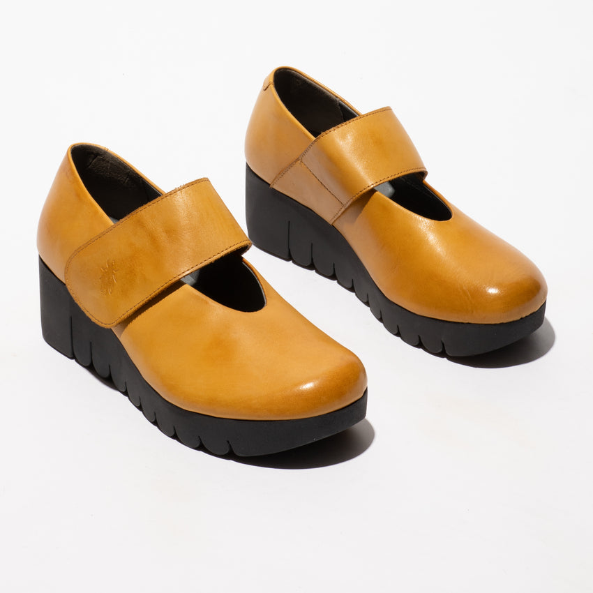 Fly Vari Burn Mustard Shoe