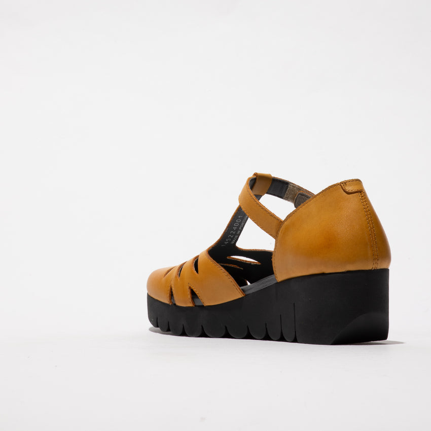 Fly Velt wedge Sandal Mustard