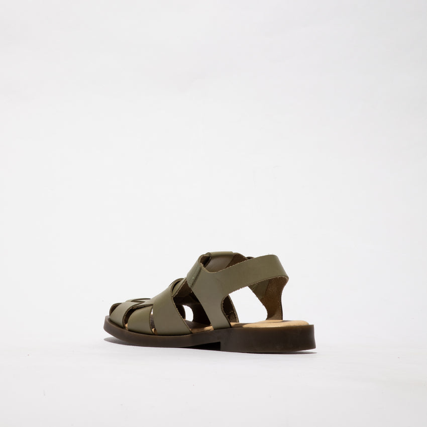 Fly Ared fisherman sandal smog