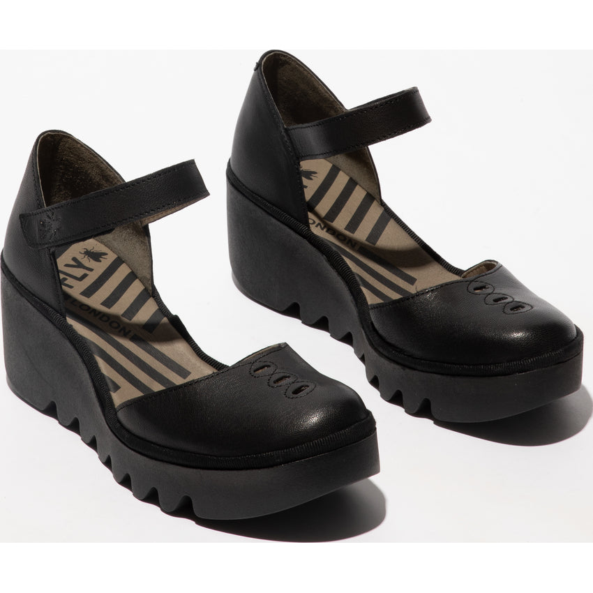 Fly Biso Ceralin black sandal