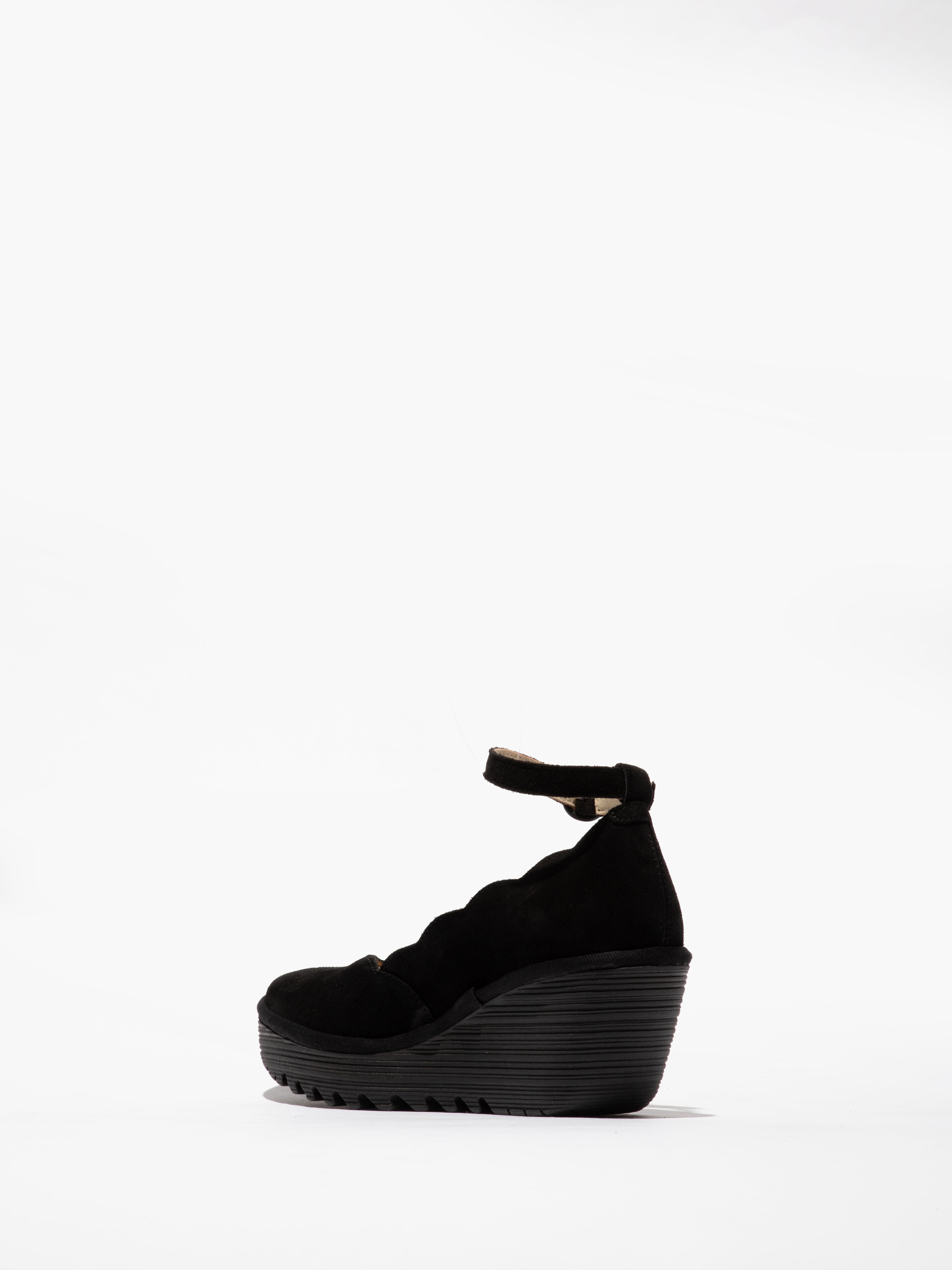 Fly Yold Oil Suede black Shoe