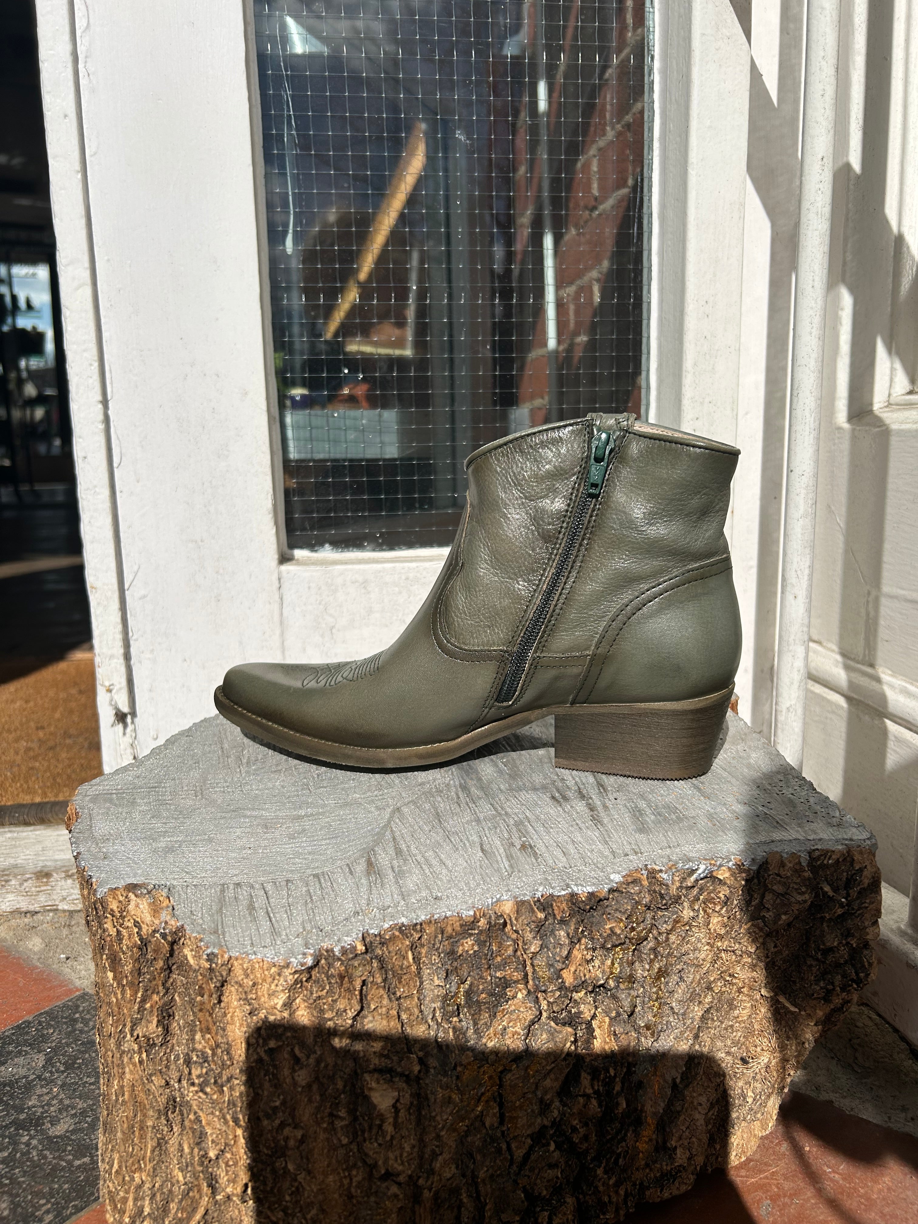 Felmini B504 Anilex mint cowboy