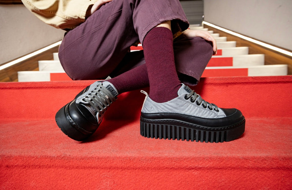 Art 1518 Grey/Black shoe