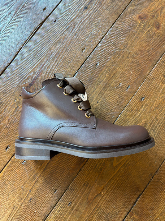 Yokono West Caoba Brown lace up ankle boot