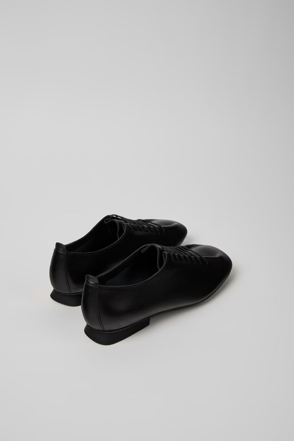 Camper Casi Myra Gobi Negro Lace up flat