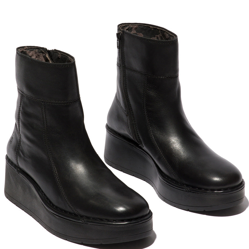 Fly hann black leather ankle boots
