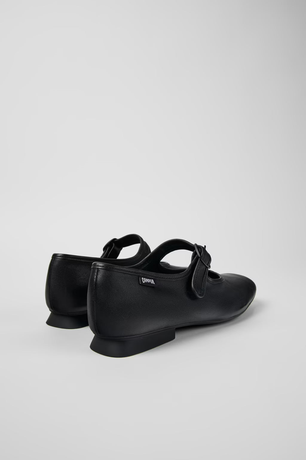 Camper Casi Myra black leather shoes