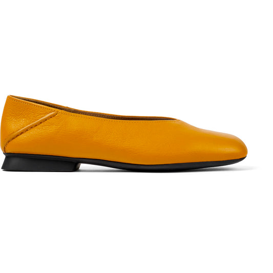 Camper Casi Myra orange leather slip on pump