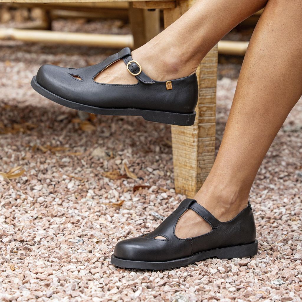 ENL N5873 Soft Nappa Black Buckle T-Bar shoes