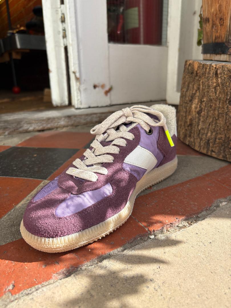 Verbenas Sora Grape/Purple Trainer