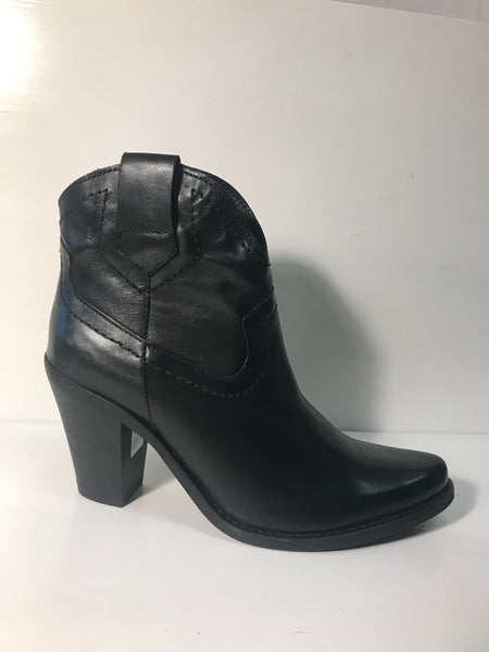 Felmini 8096 black short heel cowboy boot