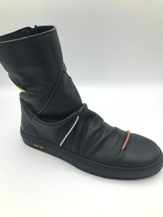 Clamp Dimash black zip ankle boot with Vibram sole - Imeldas Shoes Norwich
